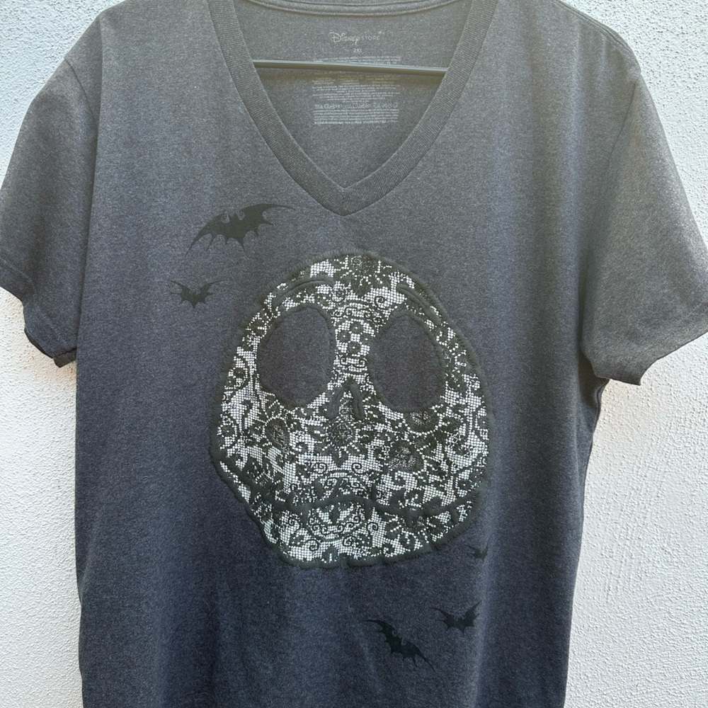 Sale! Disney Gray Nightmare before Christmas Skellington T-Shirt